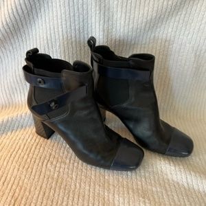 Tod's blue black heeled booties